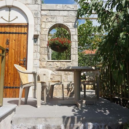 Apartments Bozic Trebinje Bagian luar foto