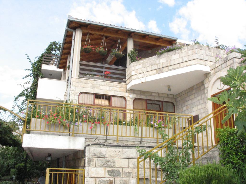 Apartments Bozic Trebinje Bagian luar foto