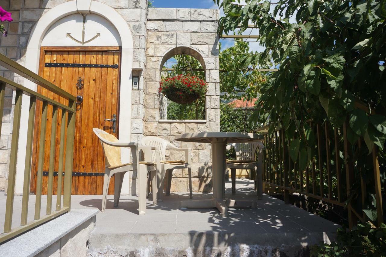 Apartments Bozic Trebinje Bagian luar foto