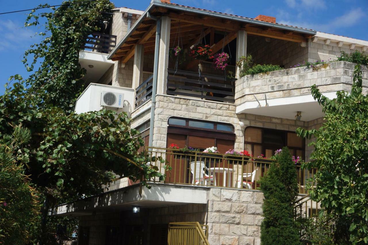 Apartments Bozic Trebinje Bagian luar foto